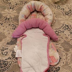 2 car seat support for baby head